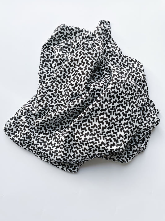 Muslin Swaddle • Zig Zag Print